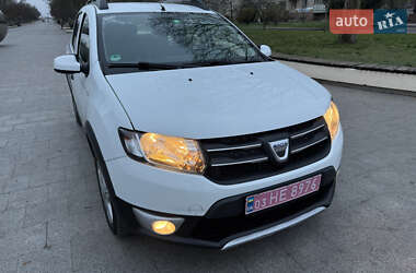 Позашляховик / Кросовер Dacia Sandero StepWay 2015 в Одесі