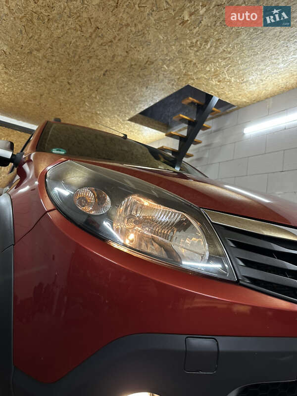 Позашляховик / Кросовер Dacia Sandero StepWay 2011 в Хоролі