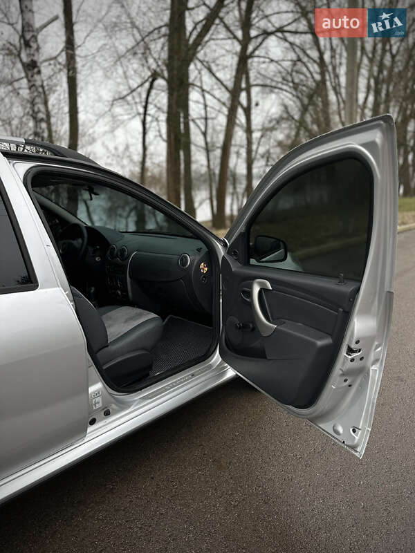 Внедорожник / Кроссовер Dacia Sandero StepWay 2012 в Сумах