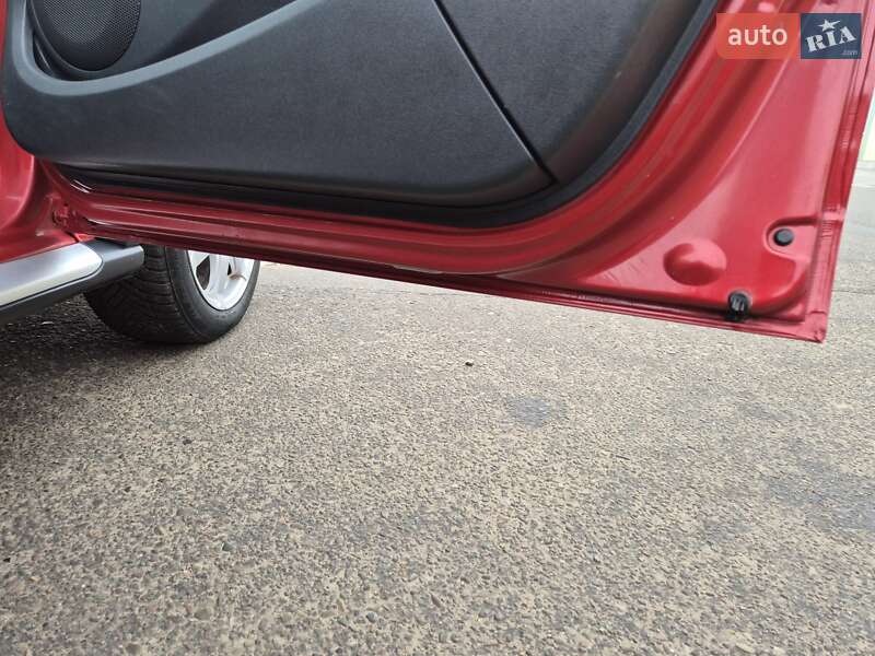 Внедорожник / Кроссовер Dacia Sandero StepWay 2012 в Стрые