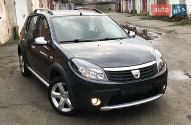 Внедорожник / Кроссовер Dacia Sandero StepWay 2010 в Желтых Водах