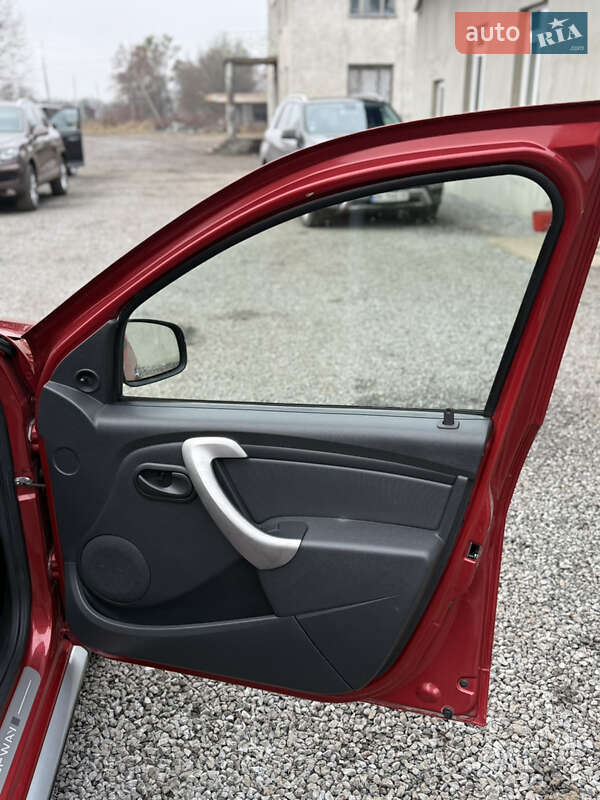Внедорожник / Кроссовер Dacia Sandero StepWay 2011 в Луцке фото 71 Внедорожник / Кроссовер Dacia Sandero StepWay 2011 в Луцке