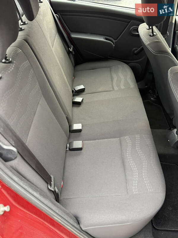 Внедорожник / Кроссовер Dacia Sandero StepWay 2011 в Луцке фото 86 Внедорожник / Кроссовер Dacia Sandero StepWay 2011 в Луцке