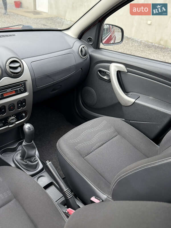 Внедорожник / Кроссовер Dacia Sandero StepWay 2011 в Луцке фото 95 Внедорожник / Кроссовер Dacia Sandero StepWay 2011 в Луцке