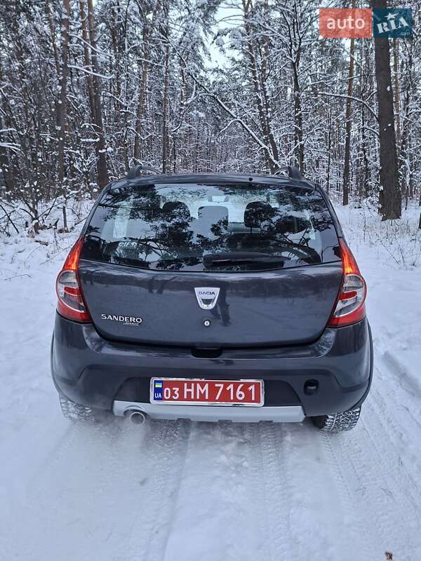 Внедорожник / Кроссовер Dacia Sandero StepWay 2010 в Кролевце фото 21 Внедорожник / Кроссовер Dacia Sandero StepWay 2010 в Кролевце