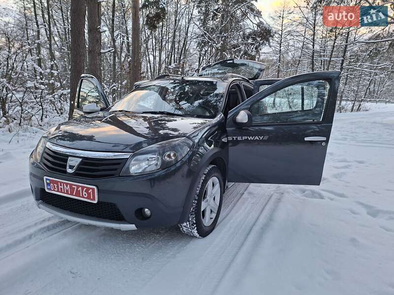 Внедорожник / Кроссовер Dacia Sandero StepWay 2010 в Кролевце фото 26 Внедорожник / Кроссовер Dacia Sandero StepWay 2010 в Кролевце