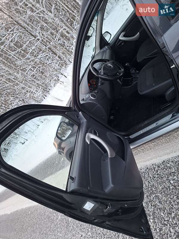 Внедорожник / Кроссовер Dacia Sandero StepWay 2010 в Кролевце фото 47 Внедорожник / Кроссовер Dacia Sandero StepWay 2010 в Кролевце