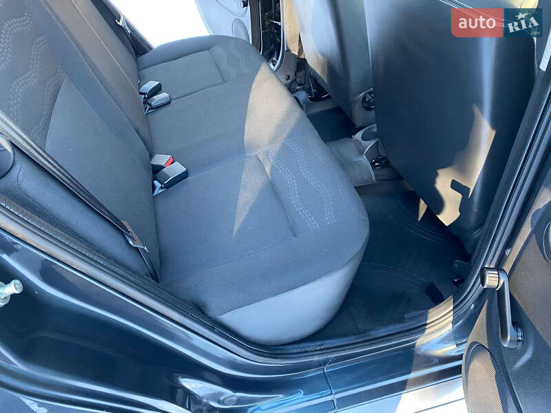 Внедорожник / Кроссовер Dacia Sandero StepWay 2012 в Радивилове фото 78 Внедорожник / Кроссовер Dacia Sandero StepWay 2012 в Радивилове