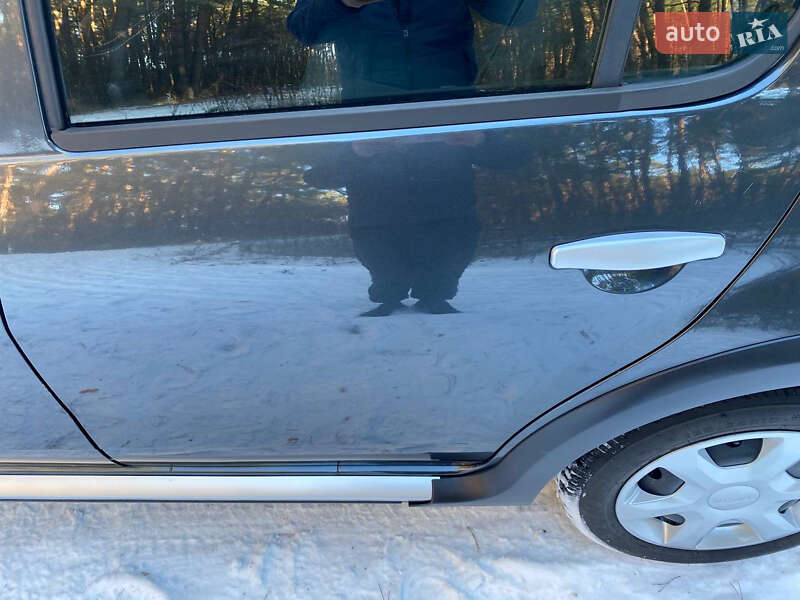 Внедорожник / Кроссовер Dacia Sandero StepWay 2012 в Радивилове фото 139 Внедорожник / Кроссовер Dacia Sandero StepWay 2012 в Радивилове