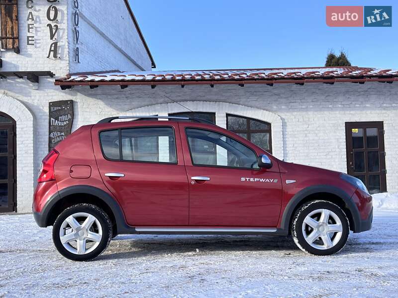 Позашляховик / Кросовер Dacia Sandero StepWay 2010 в Красилові фото 38 Позашляховик / Кросовер Dacia Sandero StepWay 2010 в Красилові