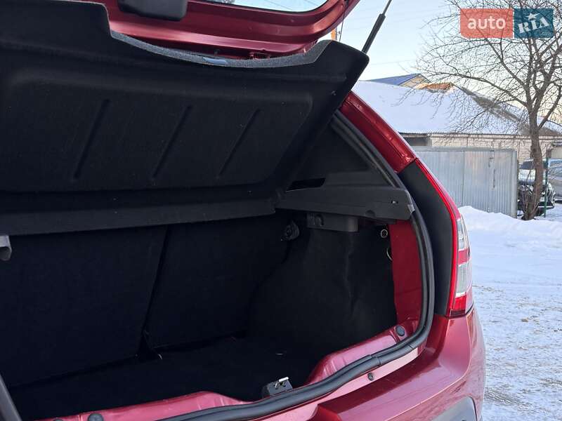 Позашляховик / Кросовер Dacia Sandero StepWay 2010 в Красилові фото 93 Позашляховик / Кросовер Dacia Sandero StepWay 2010 в Красилові