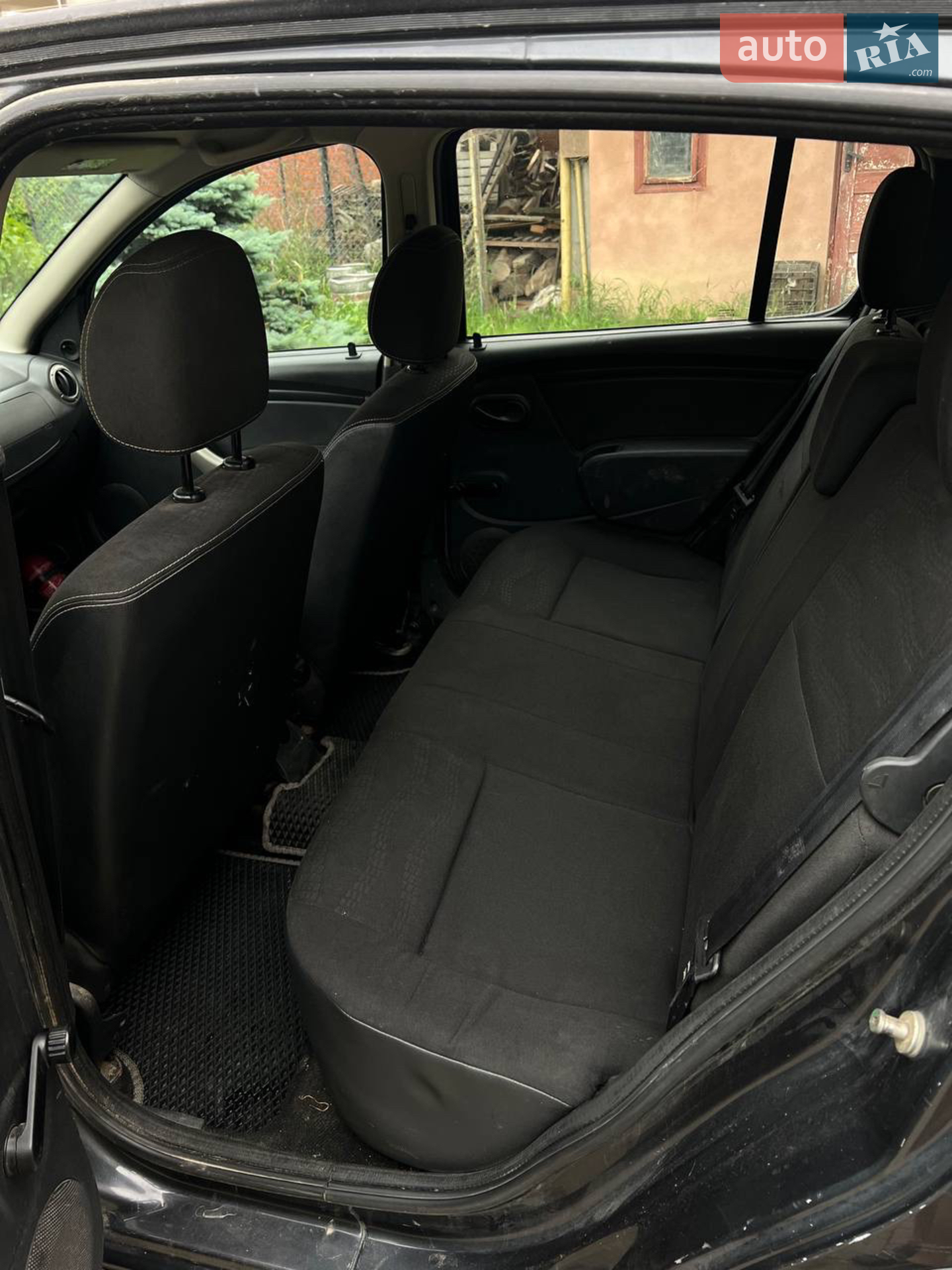 2010 Dacia Sandero - мініатюра 12
