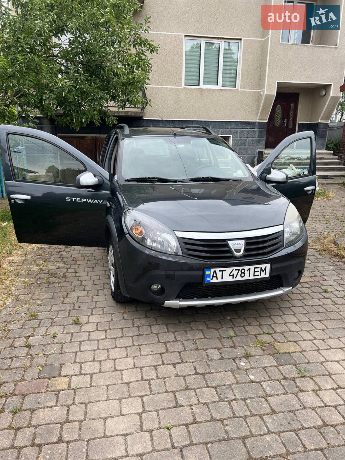 2010 Dacia Sandero - мініатюра 15