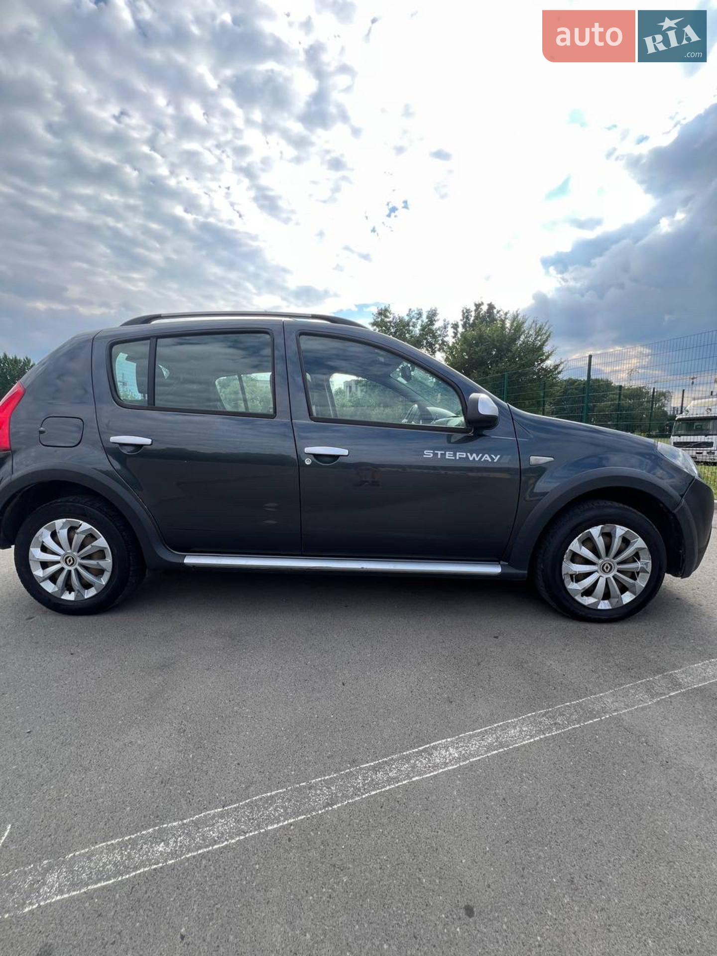 2010 Dacia Sandero - мініатюра 23