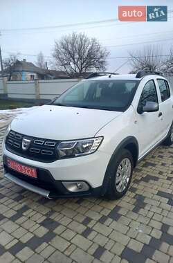 Позашляховик / Кросовер Dacia Sandero StepWay 2017 в Добровеличківці