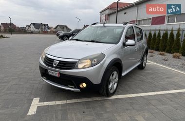Внедорожник / Кроссовер Dacia Sandero StepWay 2012 в Луцке