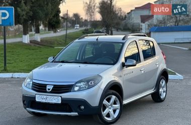 Позашляховик / Кросовер Dacia Sandero StepWay 2010 в Радивиліві