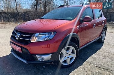 Внедорожник / Кроссовер Dacia Sandero StepWay 2014 в Чернигове