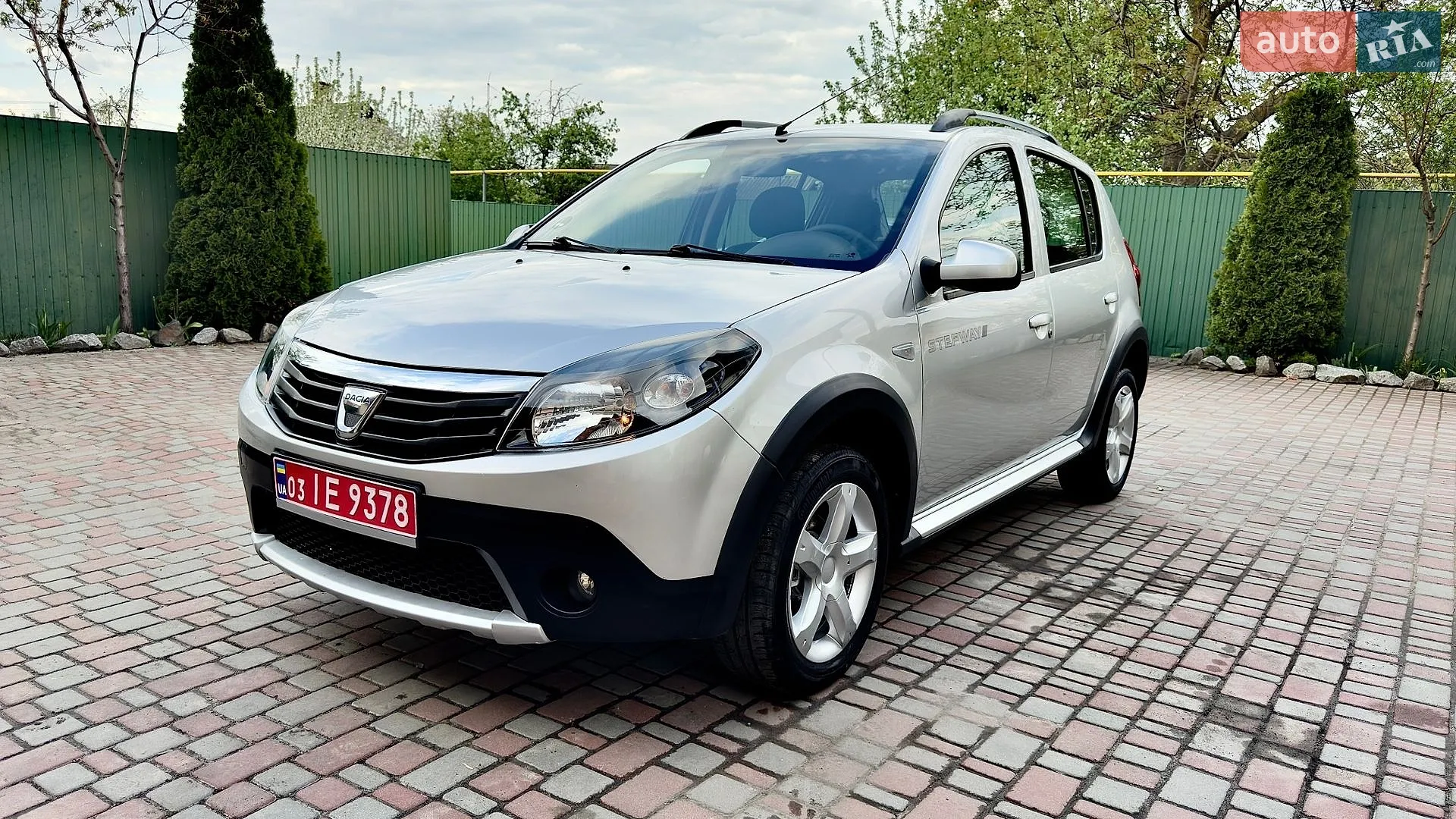 2012 Dacia Sandero - мініатюра 2