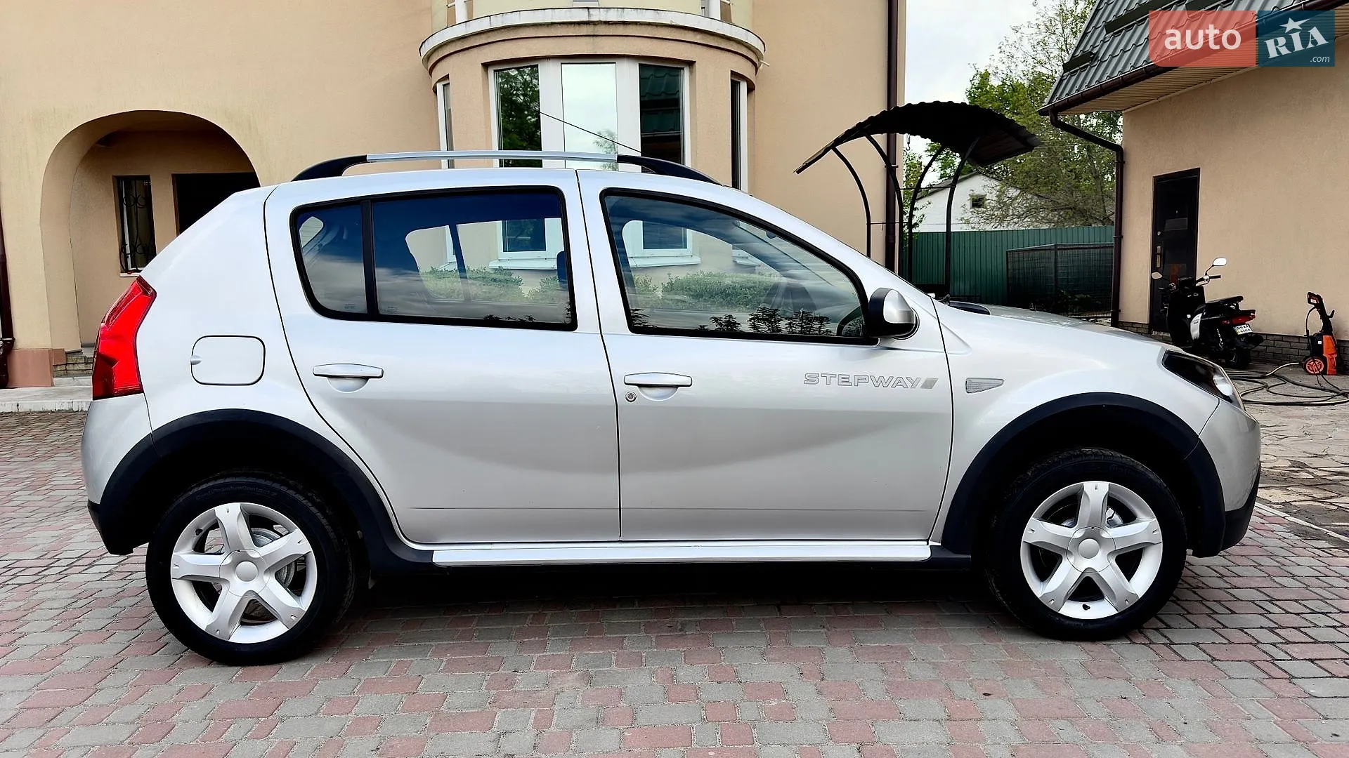 2012 Dacia Sandero - мініатюра 9