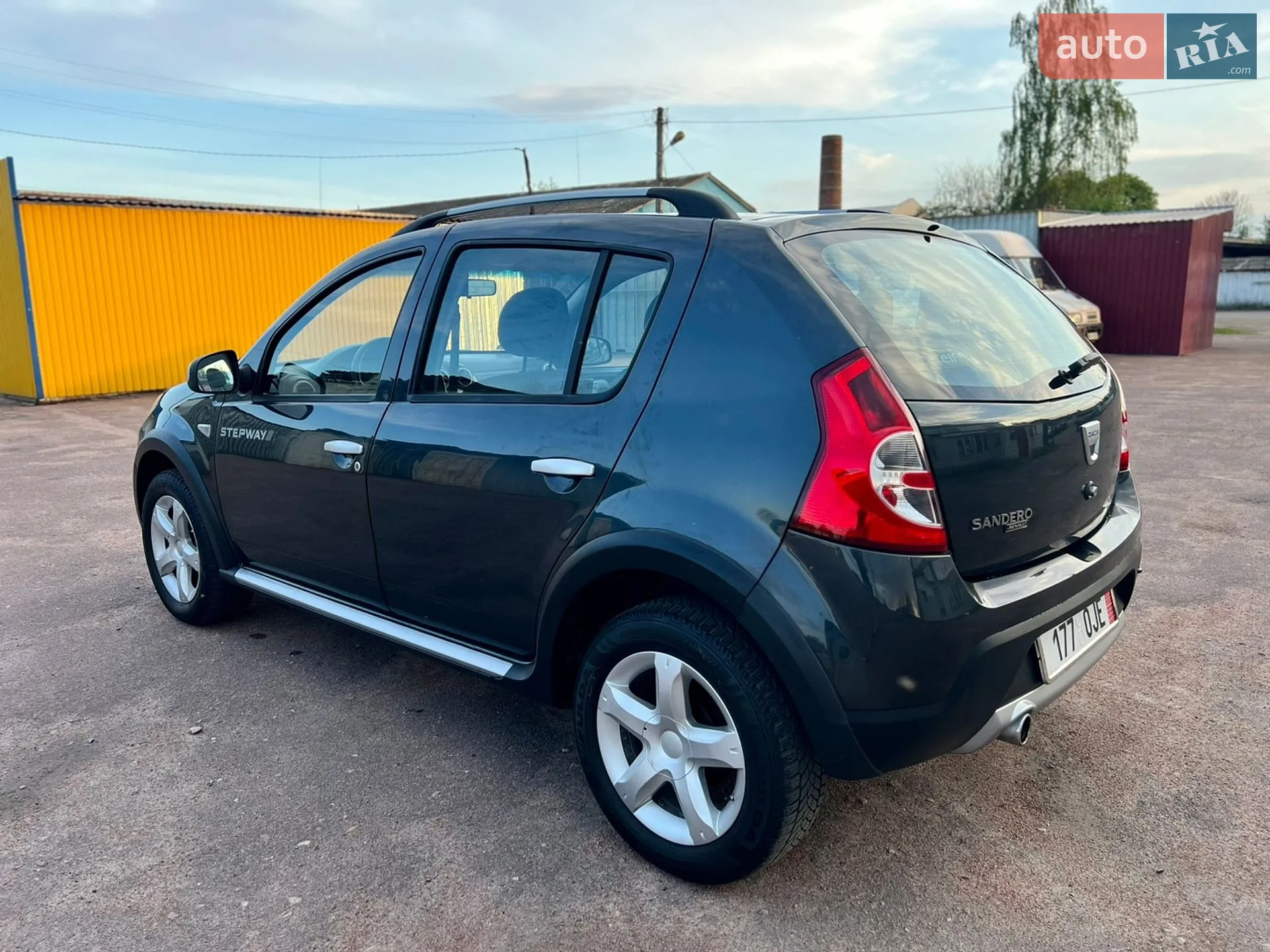 2011 Dacia Sandero - мініатюра 11