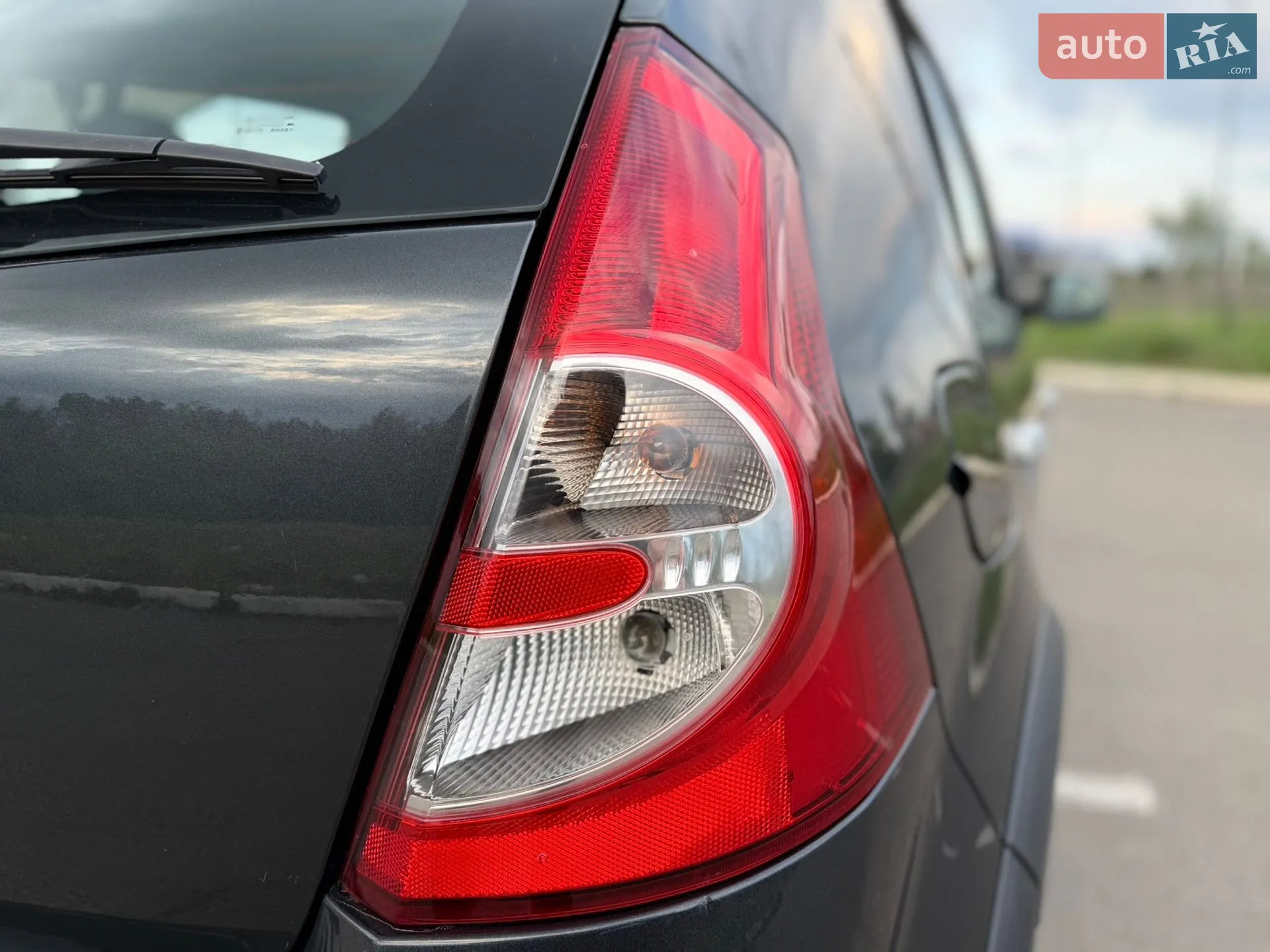 2012 Dacia Sandero - мініатюра 17
