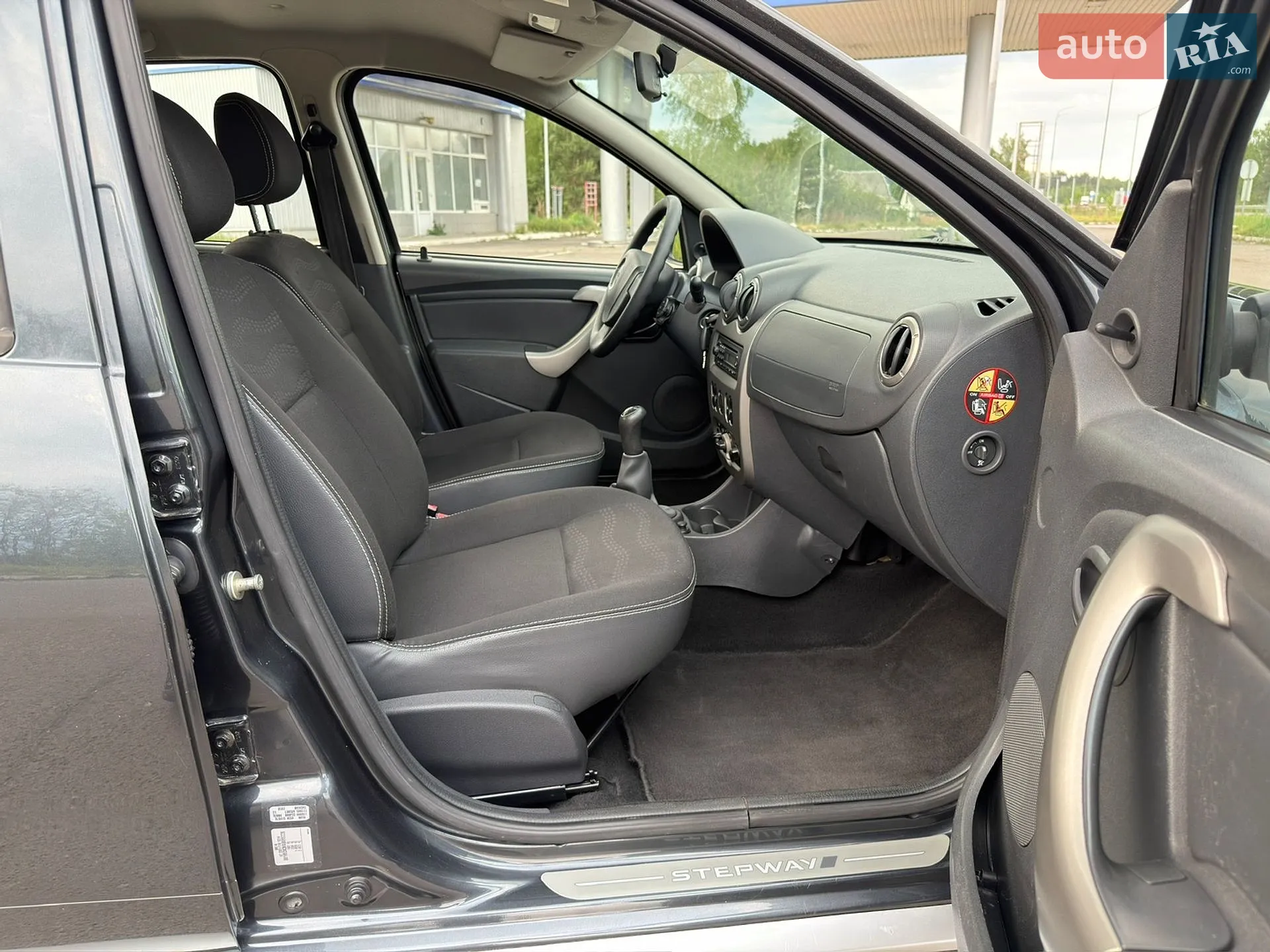 2012 Dacia Sandero - мініатюра 23