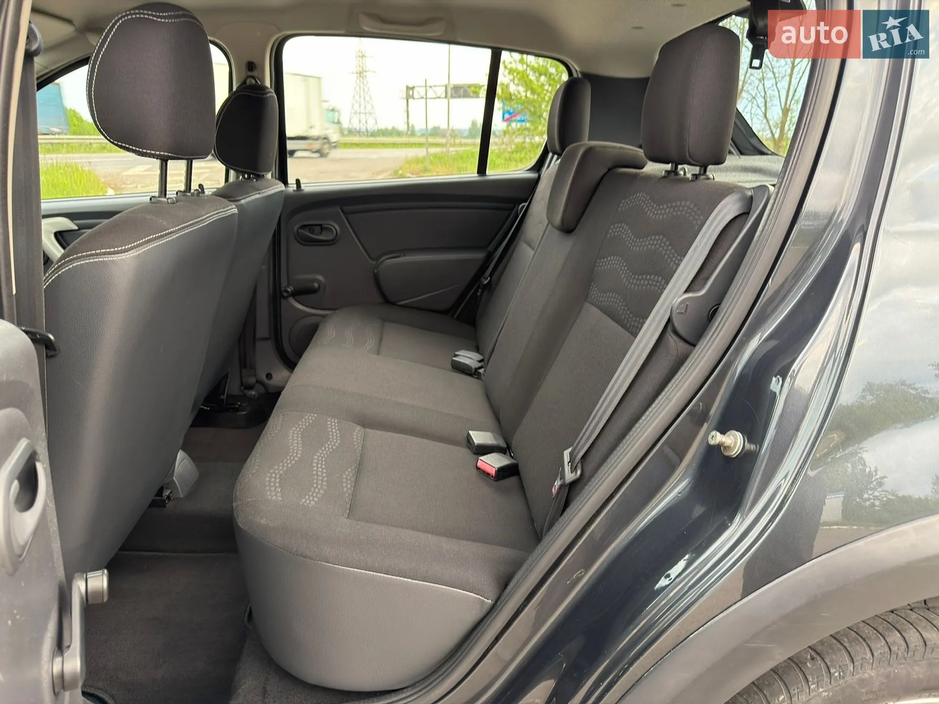 2012 Dacia Sandero - мініатюра 32