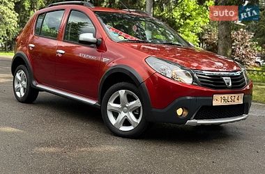 Внедорожник / Кроссовер Dacia Sandero StepWay 2011 в Умани