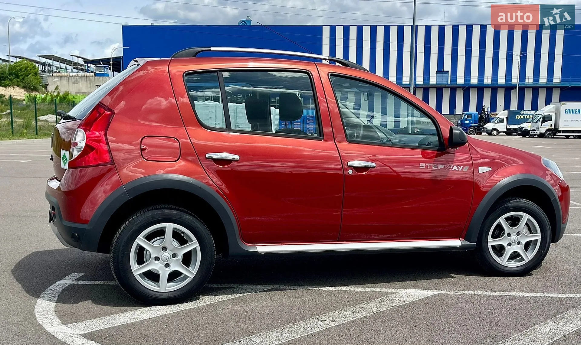 2010 Dacia Sandero - мініатюра 14
