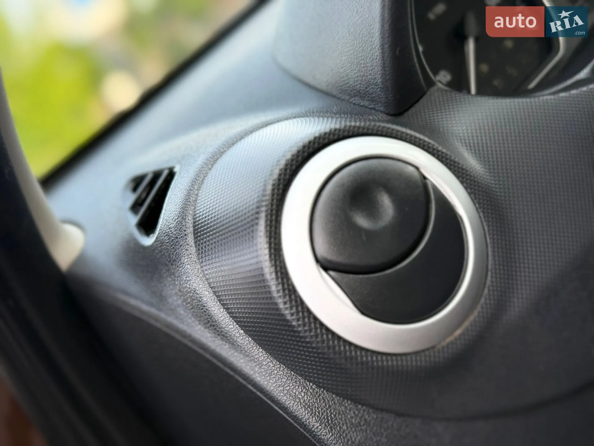 2012 Dacia Sandero - мініатюра 55