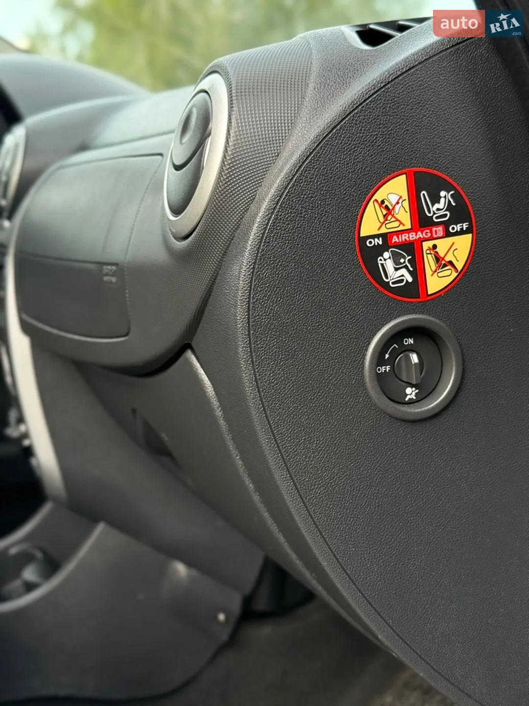 2012 Dacia Sandero - мініатюра 111