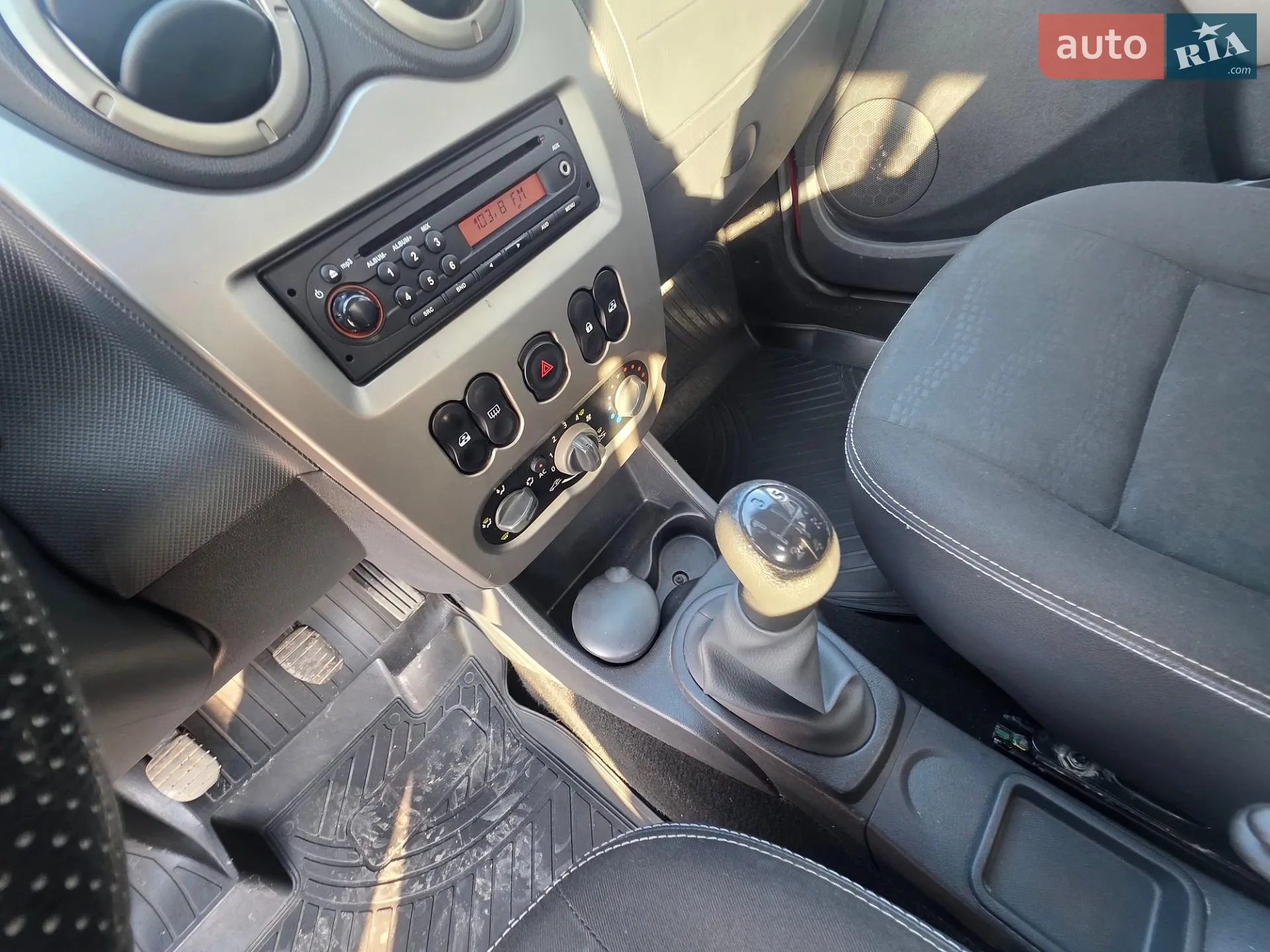 2011 Dacia Sandero - мініатюра 55