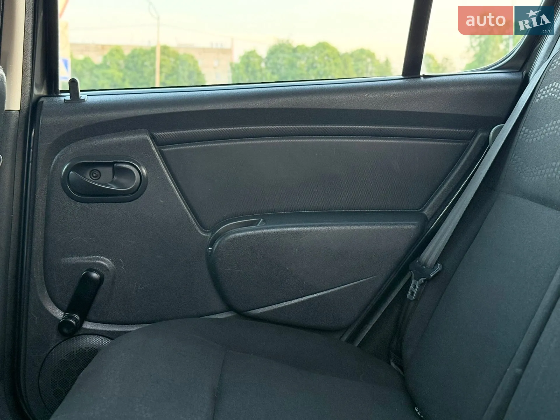 2010 Dacia Sandero - мініатюра 76