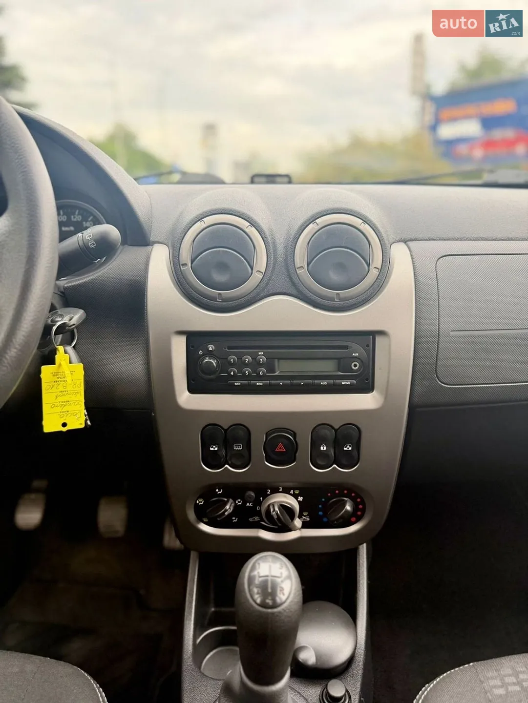 2011 Dacia Sandero - мініатюра 39