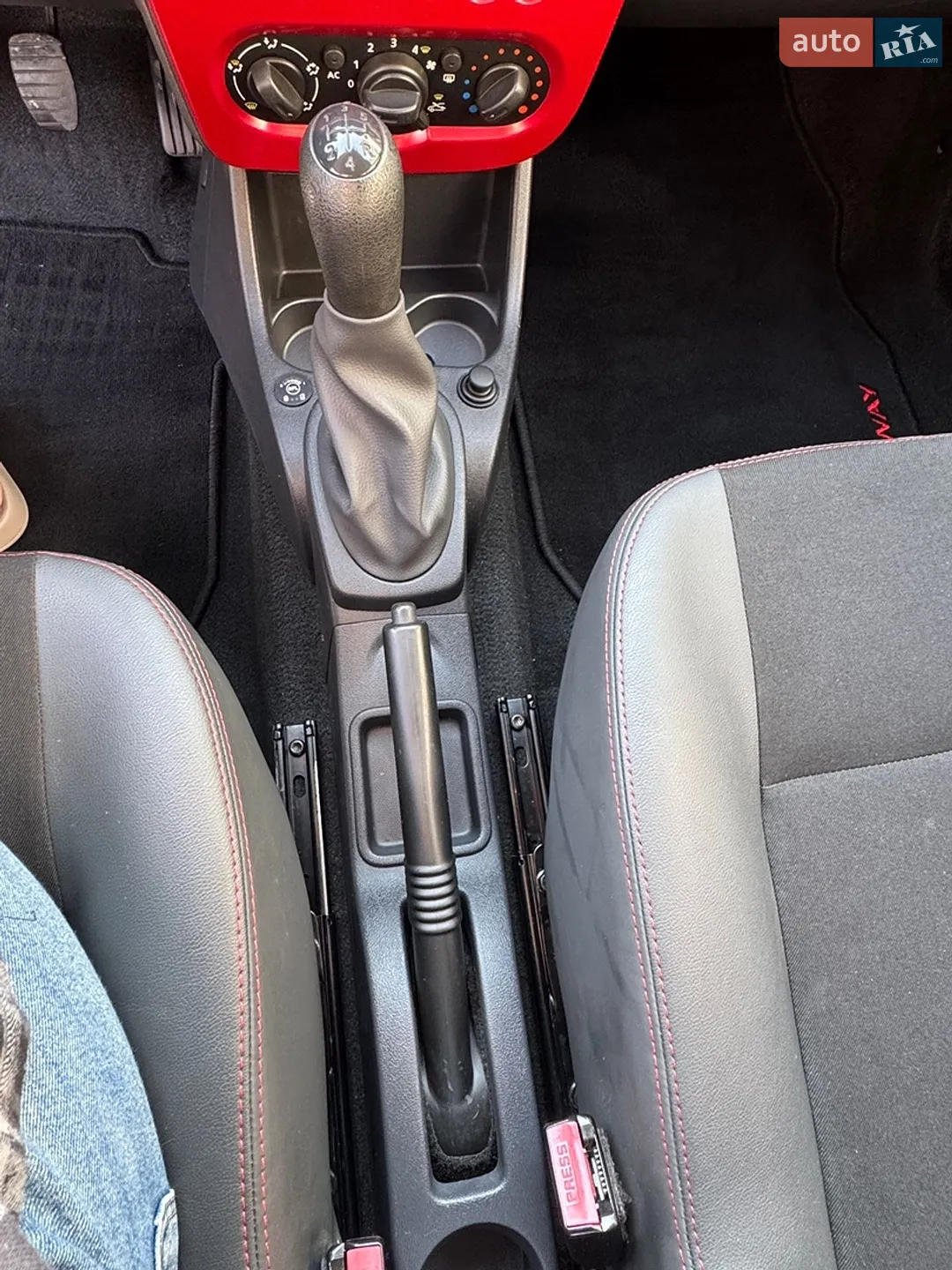 2012 Dacia Sandero - мініатюра 21