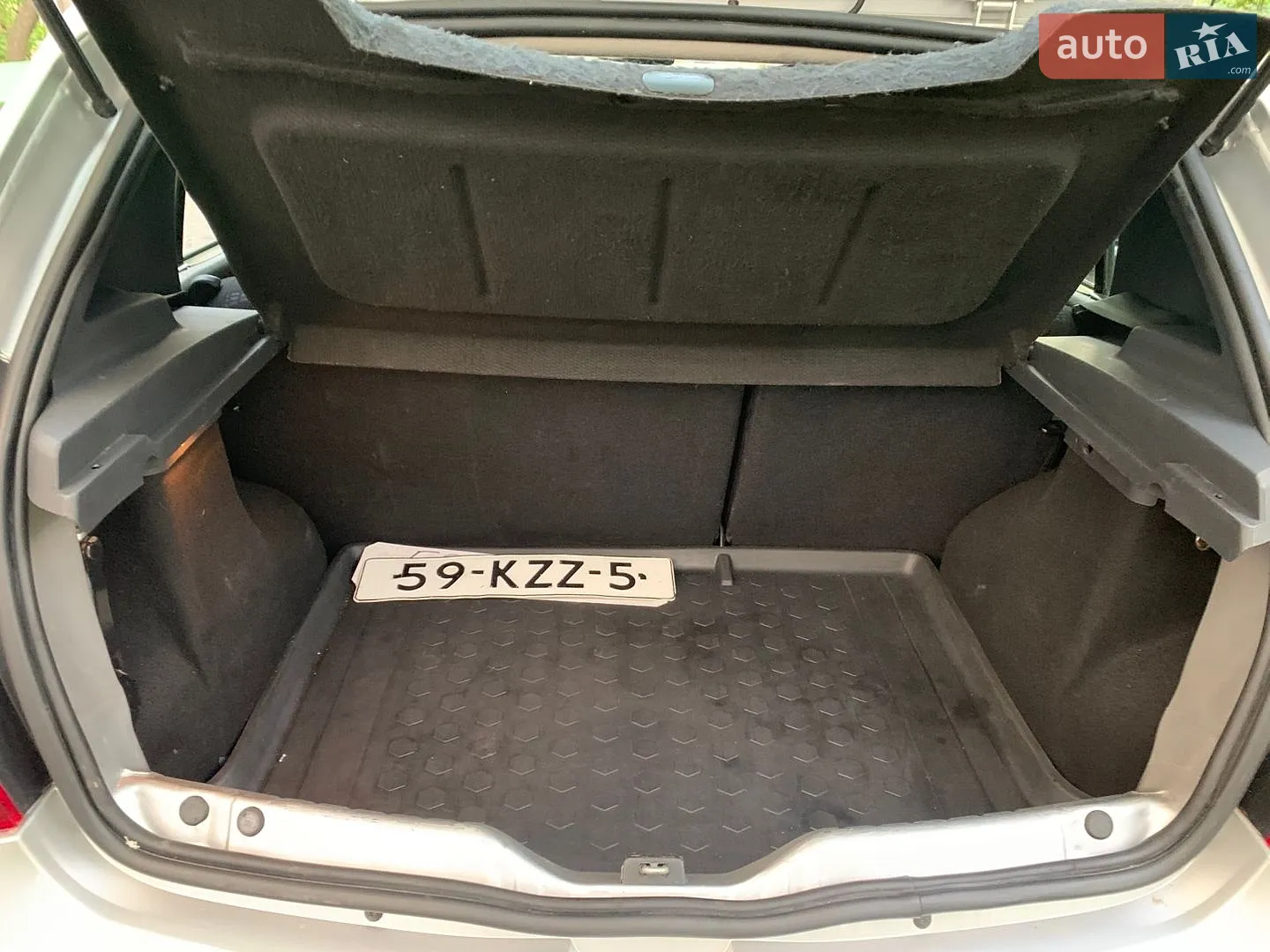 2010 Dacia Sandero - мініатюра 22