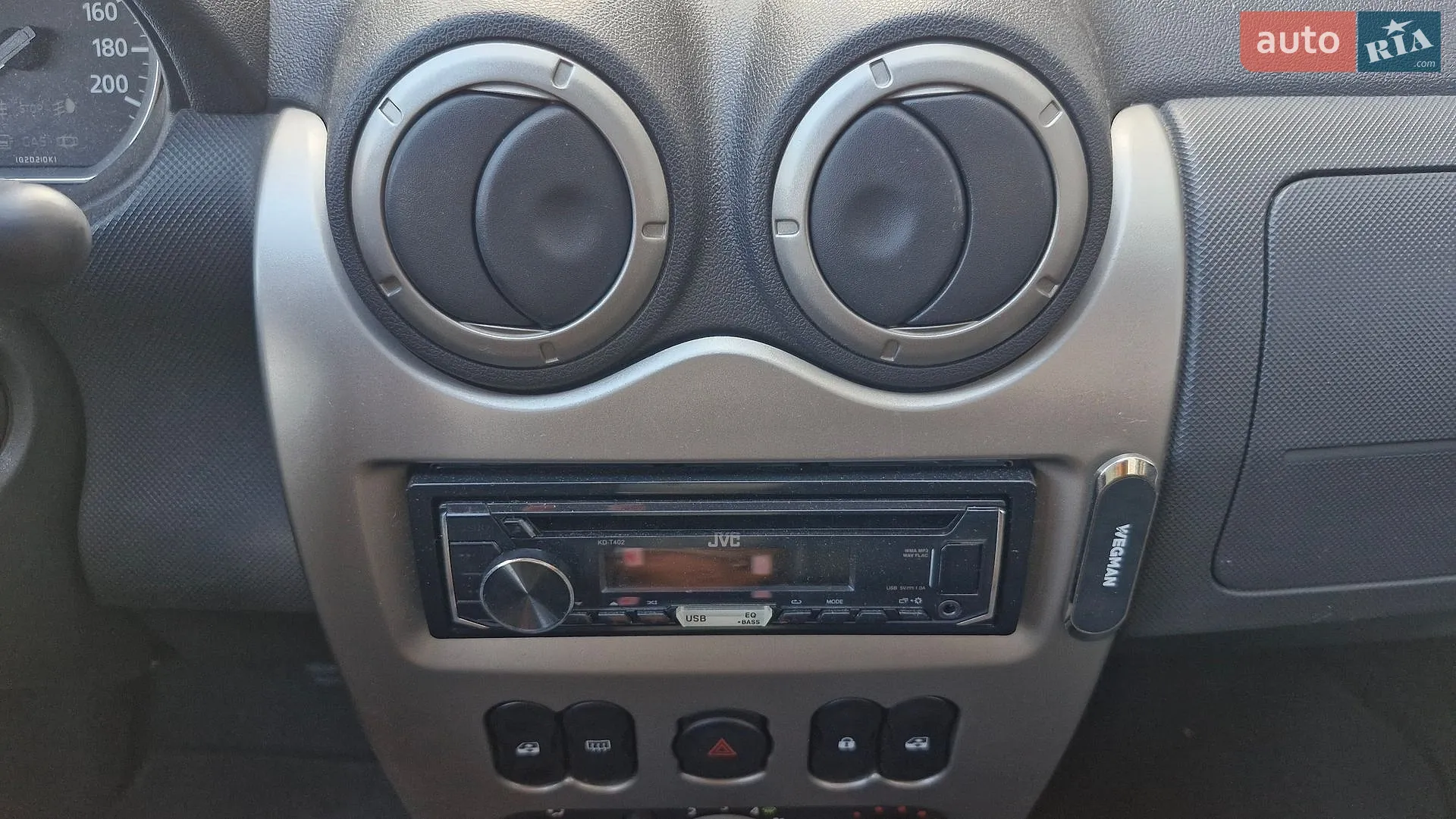 2011 Dacia Sandero - мініатюра 36