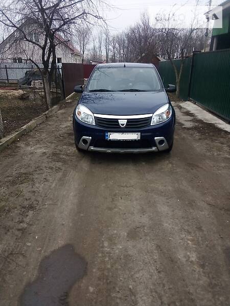 Хетчбек Dacia Sandero 2009 в Баришівка