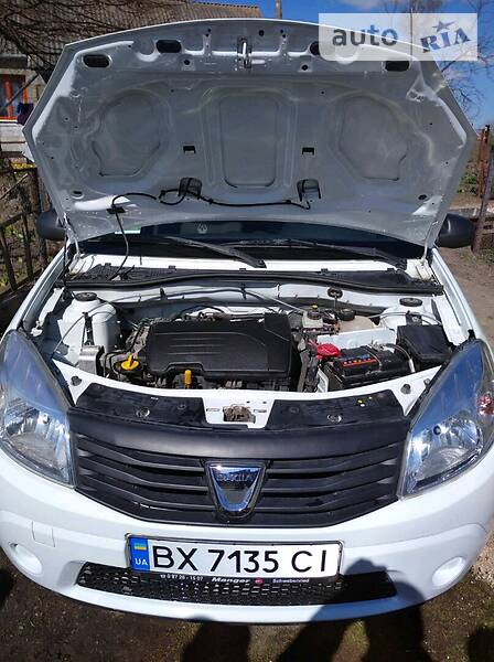 Хетчбек Dacia Sandero 2011 в Теофіполі