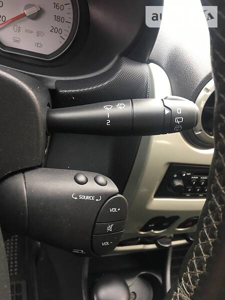 Хетчбек Dacia Sandero 2011 в Бердичеві