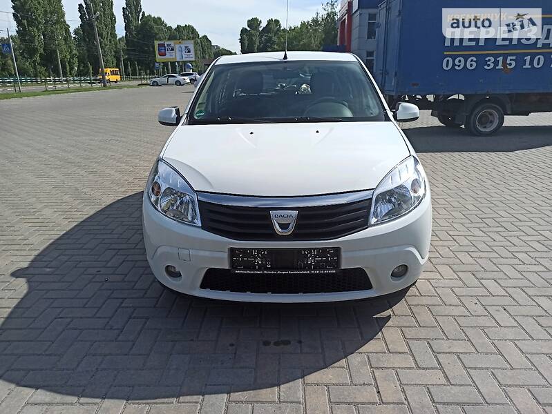 Хетчбек Dacia Sandero 2009 в Кременчуці