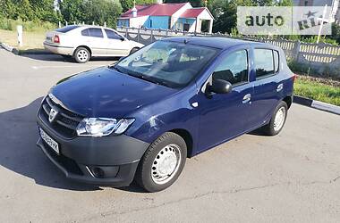 Хэтчбек Dacia Sandero 2013 в Виннице