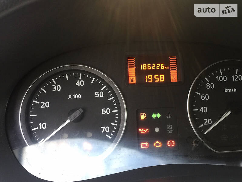 Хетчбек Dacia Sandero 2011 в Дрогобичі