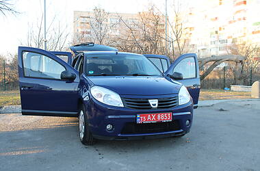 Хетчбек Dacia Sandero 2009 в Сумах