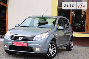 Хетчбек Dacia Sandero 2009 в Трускавці