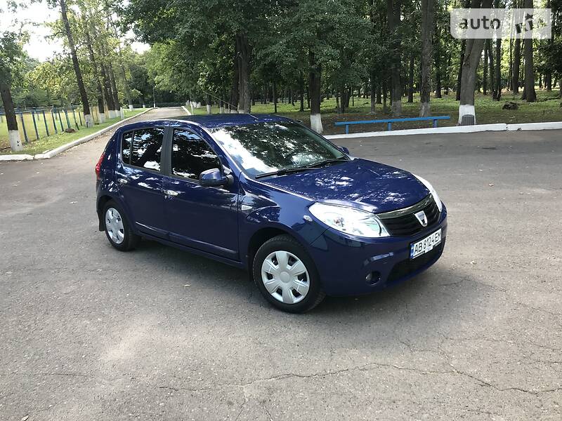 Dacia Sandero LAUREATE