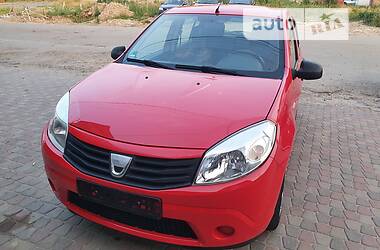 Хэтчбек Dacia Sandero 2009 в Калуше