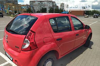 Хетчбек Dacia Sandero 2008 в Сумах