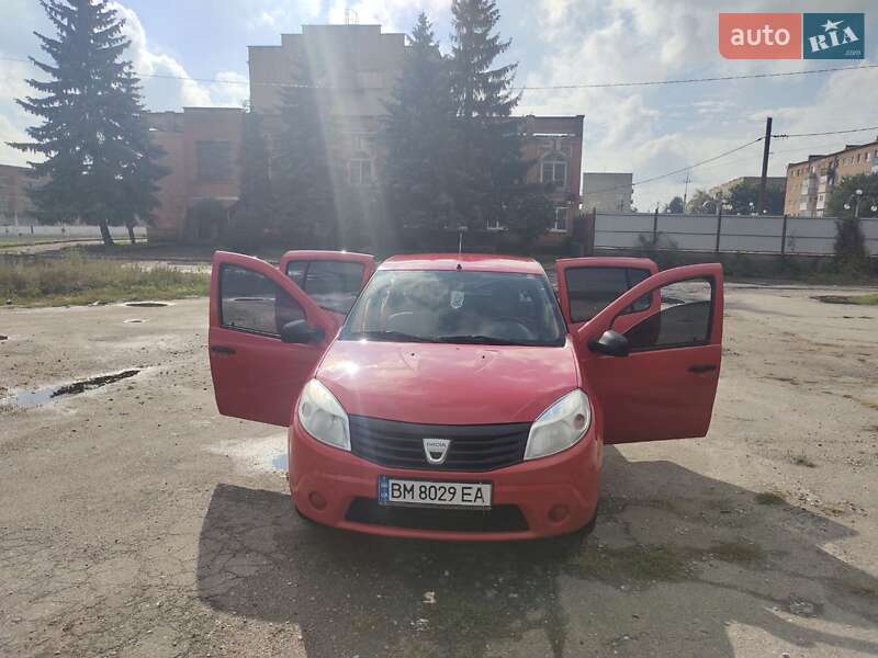 Хетчбек Dacia Sandero 2009 в Білопіллі